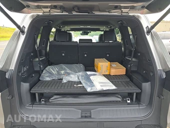 2026 Lexus LX 700h Luxury - miniatura 16