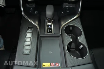 2026 Lexus LX 700h Luxury - miniatura 19