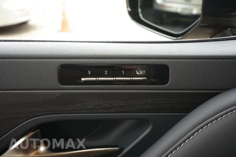 2026 Lexus LX 700h Overtrail - miniatura 30