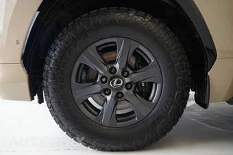 2026 Lexus LX 700h Overtrail - miniatura 38