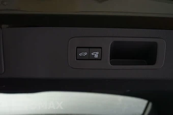 2026 Lexus LX 700h Ultra Luxury - miniatura 39