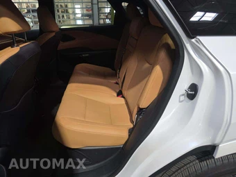 2026 Lexus RX 350h Premium – miniatura 10