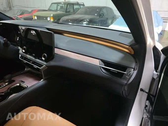 2026 Lexus RX 350h Premium – miniatura 16