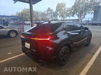2026 Lexus RZ 450e Premium - miniatura 4