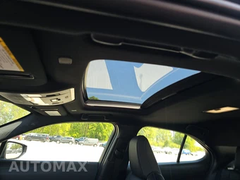 2026 Lexus UX 300h - miniatura 17