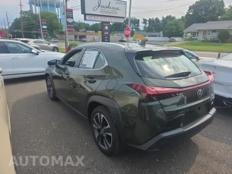2026 Lexus UX 300h – miniatura 6