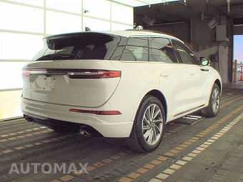 2026 Lincoln Corsair Plug-In Hybrid Grand Touring - miniatura 4