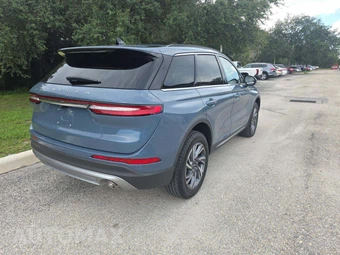 2026 Lincoln Corsair Premiere - miniatura 3