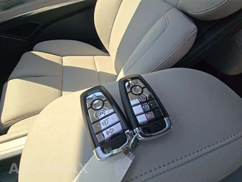 2026 Lincoln Navigator L Reserve - miniatura 5