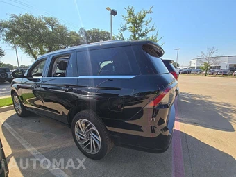 2026 Lincoln Navigator Reserve - miniatura 2