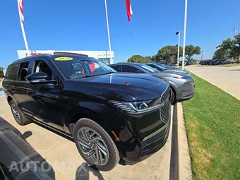 2026 Lincoln Navigator Reserve - miniatura 4
