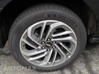2026 Lincoln Navigator Reserve - miniatura 14