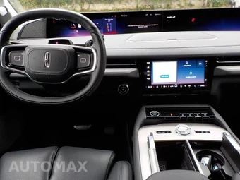 2026 Lincoln Navigator Reserve - miniatura 24