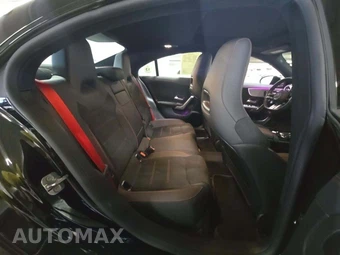 2026 Mercedes-Benz AMG CLA 35 4MATIC - miniatura 16