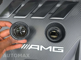 2026 Mercedes-Benz AMG CLA 45 4MATIC - miniatura 22