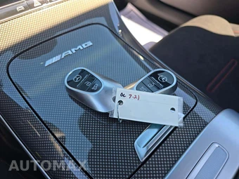 2026 Mercedes-Benz AMG CLE 53 4MATIC+ Coupe – miniatura 8
