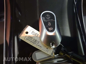2026 Mercedes-Benz AMG CLE 53 4MATIC+ Coupe – miniatura 8