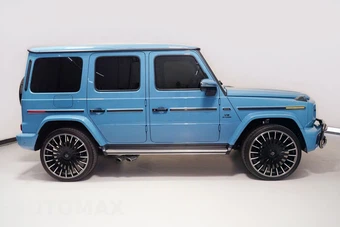 2026 Mercedes-Benz AMG G 63 4MATIC - miniatura 3