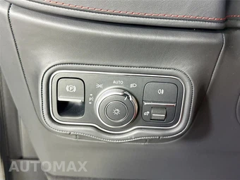 2026 Mercedes-Benz AMG G 63 4MATIC - miniatura 25