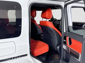 2026 Mercedes-Benz AMG G 63 4MATIC - miniatura 31