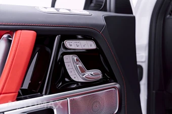 2026 Mercedes-Benz AMG G 63 4MATIC - miniatura 41