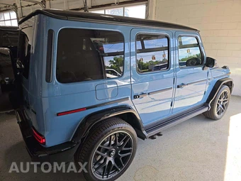 2026 Mercedes-Benz AMG G 63 4MATIC - miniatura 3
