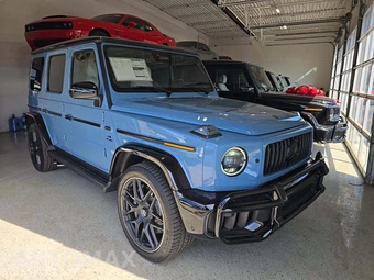 2026 Mercedes-Benz AMG G 63 4MATIC - miniatura 4