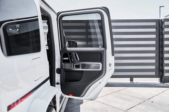 2026 Mercedes-Benz AMG G 63 4MATIC - miniatura 27