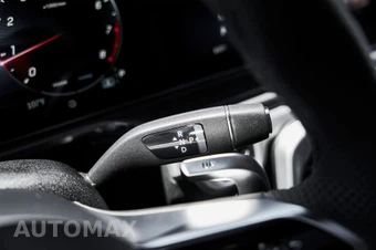 2026 Mercedes-Benz AMG G 63 4MATIC - miniatura 63