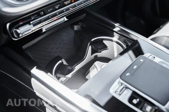 2026 Mercedes-Benz AMG G 63 4MATIC - miniatura 70
