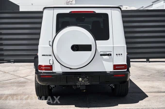 2026 Mercedes-Benz AMG G 63 4MATIC - miniatura 17