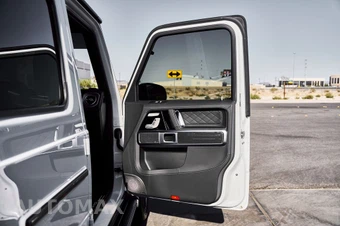 2026 Mercedes-Benz AMG G 63 4MATIC - miniatura 17