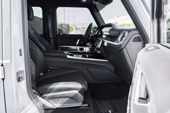 2026 Mercedes-Benz AMG G 63 4MATIC - miniatura 19