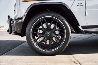 2026 Mercedes-Benz AMG G 63 4MATIC - miniatura 3