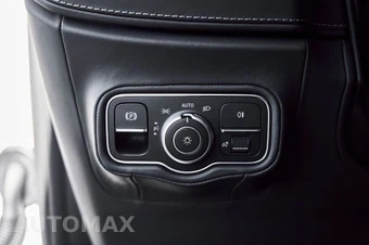 2026 Mercedes-Benz AMG G 63 4MATIC - miniatura 45