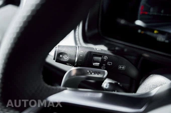 2026 Mercedes-Benz AMG G 63 4MATIC - miniatura 61