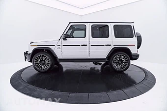 2026 Mercedes-Benz AMG G 63 4MATIC - miniatura 10