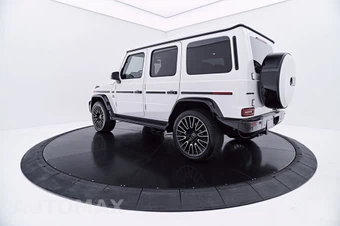 2026 Mercedes-Benz AMG G 63 4MATIC - miniatura 11