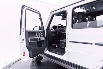 2026 Mercedes-Benz AMG G 63 4MATIC - miniatura 41