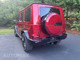 2026 Mercedes-Benz AMG G 63 4MATIC - miniatura 9