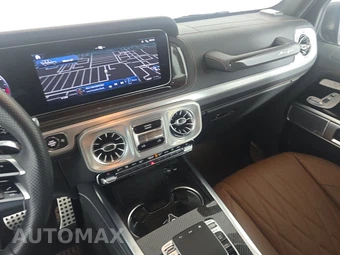 2026 Mercedes-Benz AMG G 63 4MATIC - miniatura 11