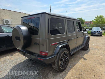 2026 Mercedes-Benz AMG G 63 4MATIC – miniatura 3