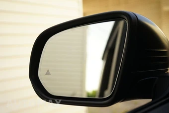 2026 Mercedes-Benz AMG G 63 4MATIC - miniatura 25