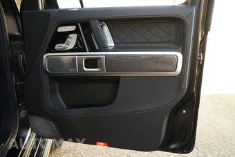 2026 Mercedes-Benz AMG G 63 4MATIC - miniatura 27
