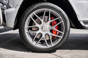 2026 Mercedes-Benz AMG G 63 4MATIC - miniatura 3