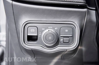 2026 Mercedes-Benz AMG G 63 4MATIC - miniatura 54