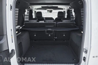 2026 Mercedes-Benz AMG G 63 4MATIC - miniatura 13