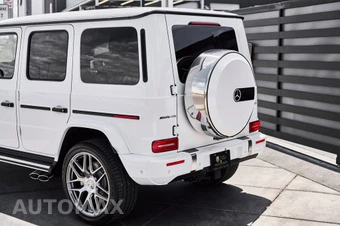 2026 Mercedes-Benz AMG G 63 4MATIC - miniatura 11