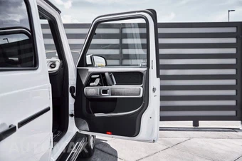 2026 Mercedes-Benz AMG G 63 4MATIC - miniatura 25
