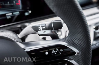 2026 Mercedes-Benz AMG G 63 4MATIC - miniatura 63